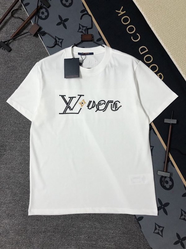 ブランドTシャツ正面デザイン